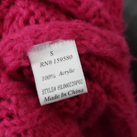 Pink Lily Small Oversized Cable Knit Sweater Wide Neck Magenta Fall Winter Cozy - Picture 6 of 7